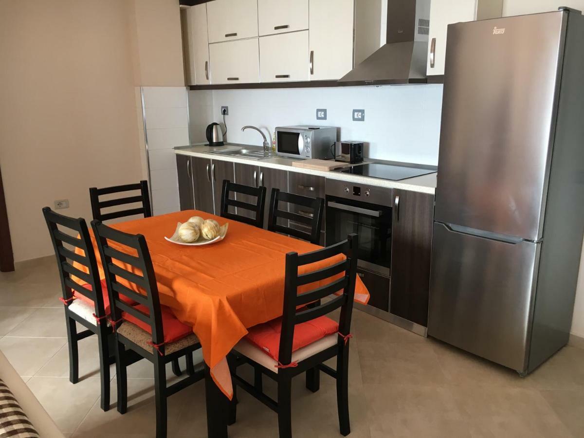 Sunny Beach Apartment Vlora Exterior photo